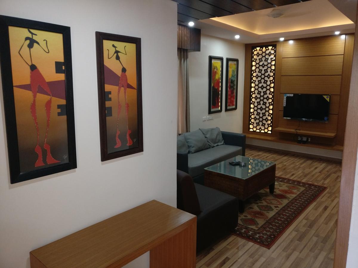 Hotel Hampi International Hospet Extérieur photo